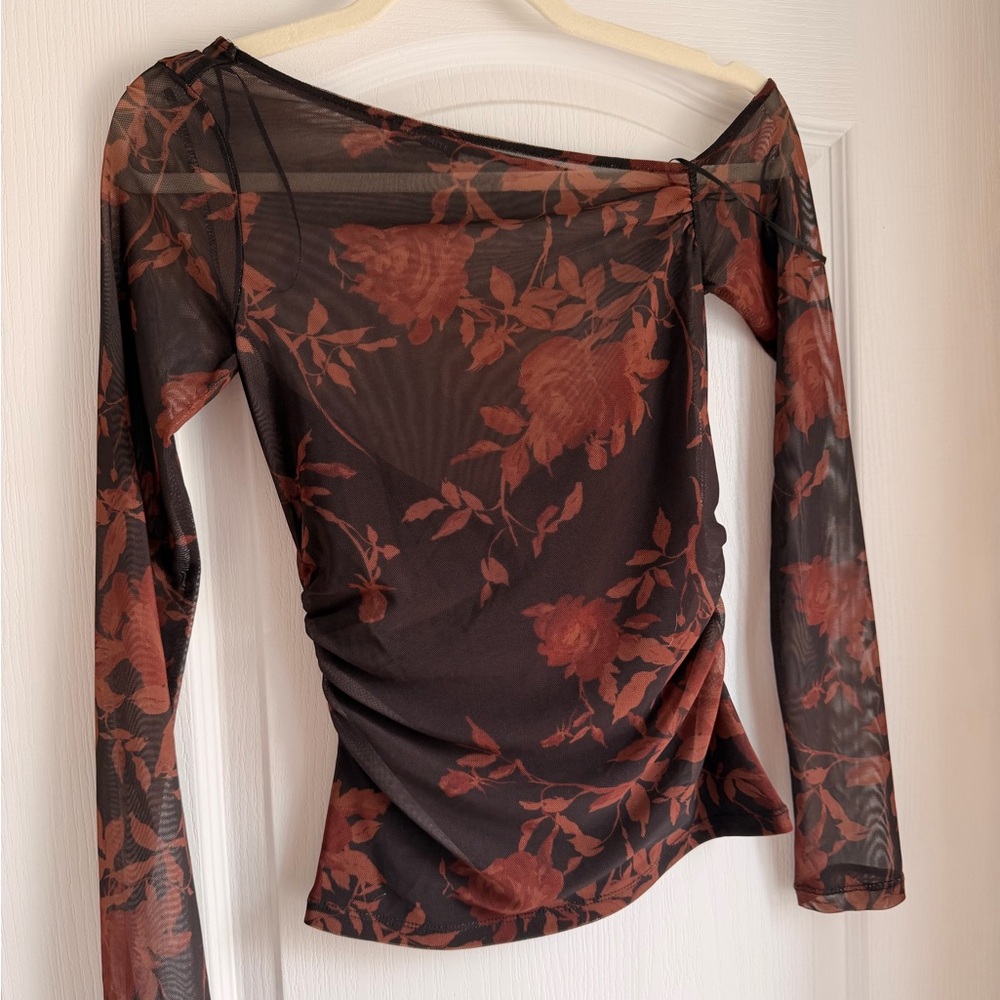 Dynamite One Shoulder Mesh Top - Picture 3 of 6